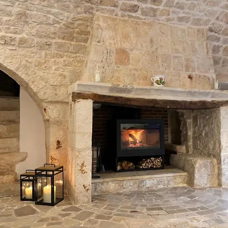 Semesterbostad Masseria Bostini